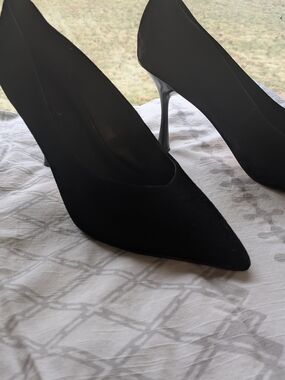 Marc Fisher Black Pointed-Toe Stiletto Pumps